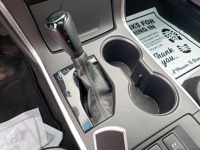 used 2015 Toyota Camry Hybrid car, priced at $13,748