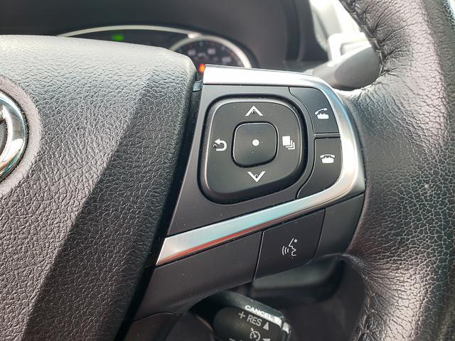 used 2015 Toyota Camry Hybrid car, priced at $13,748