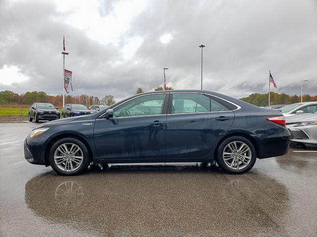 used 2015 Toyota Camry Hybrid car, priced at $13,748