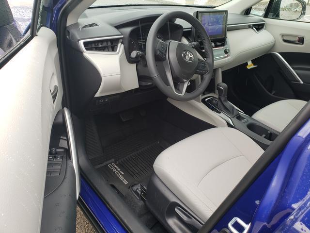 new 2025 Toyota Corolla Cross car, priced at $27,930