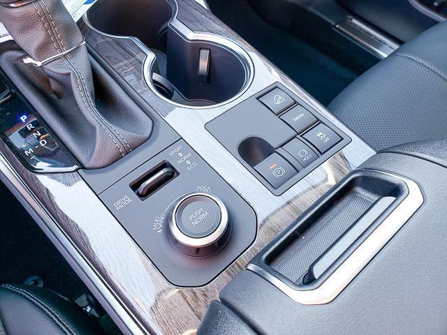 new 2025 Toyota Highlander car, priced at $55,454