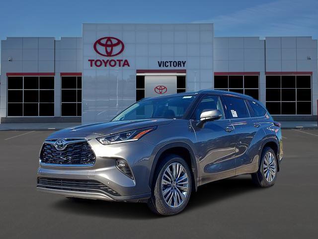 new 2025 Toyota Highlander car, priced at $55,454