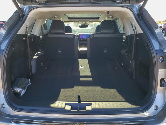 new 2025 Toyota Highlander car, priced at $55,454