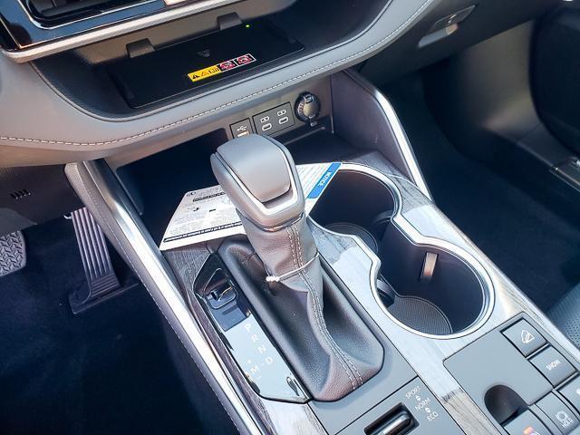new 2025 Toyota Highlander car, priced at $55,454