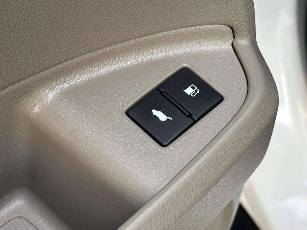 used 2017 Honda Pilot car, priced at $17,477