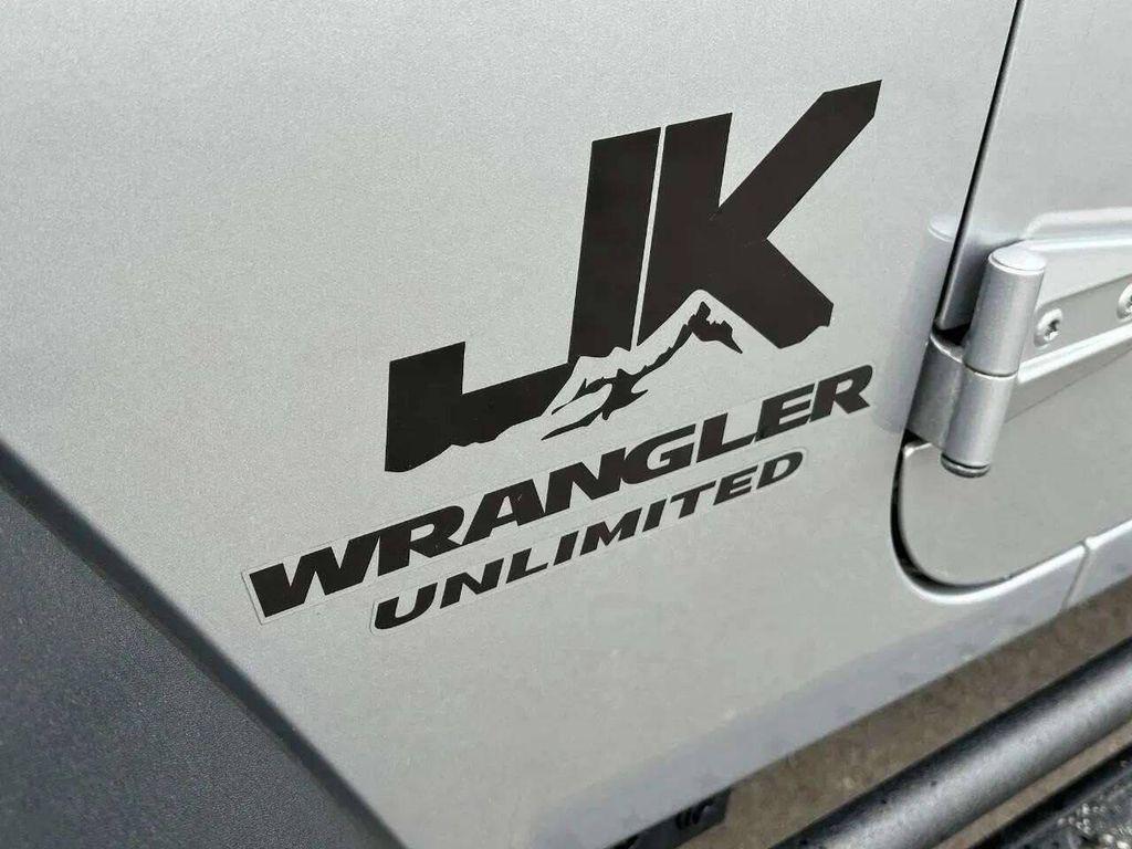 used 2015 Jeep Wrangler Unlimited car, priced at $24,977