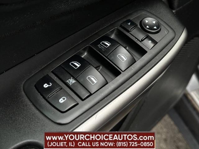 used 2019 Jeep Cherokee car, priced at $11,477