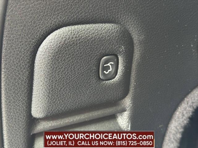 used 2015 Jeep Grand Cherokee car, priced at $12,977