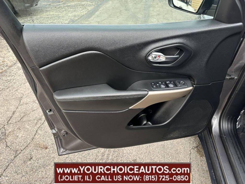 used 2018 Jeep Cherokee car, priced at $11,977