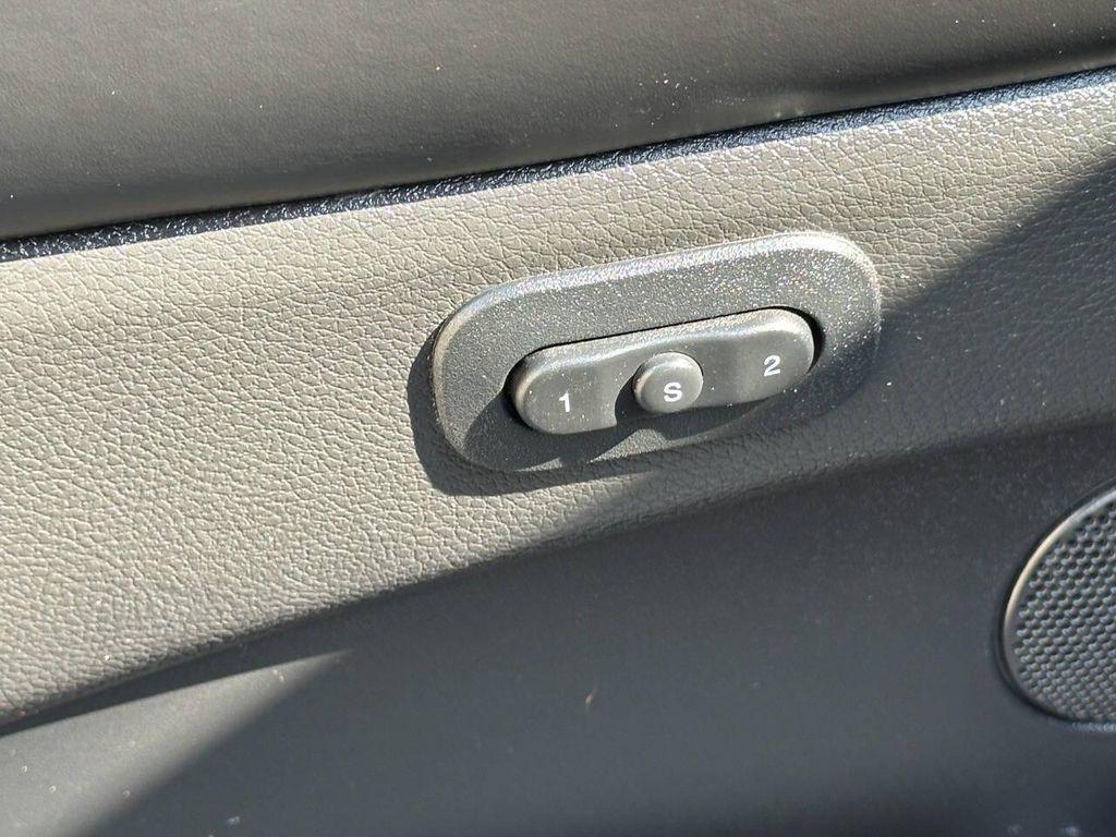 used 2016 Jeep Grand Cherokee car, priced at $16,477