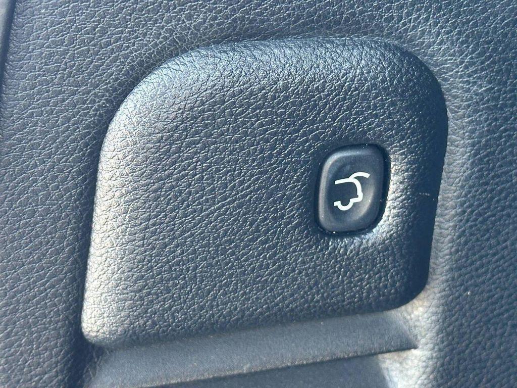 used 2015 Jeep Grand Cherokee car, priced at $28,977