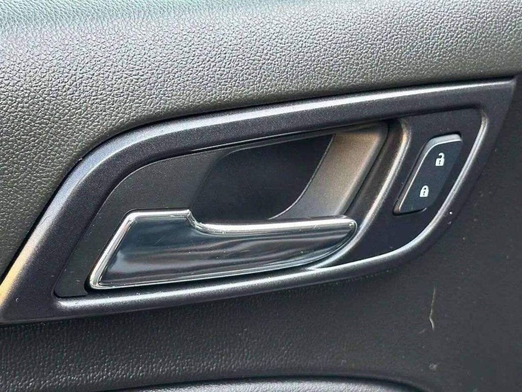 used 2020 Chevrolet Suburban car, priced at $28,477