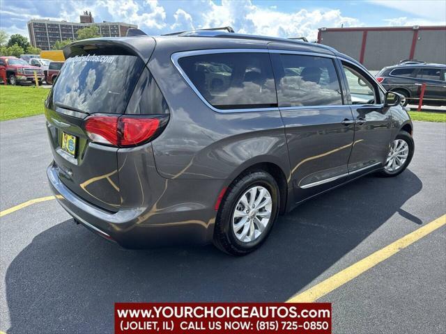 used 2018 Chrysler Pacifica car, priced at $12,977