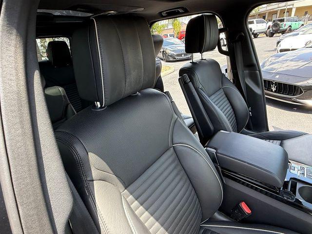 used 2019 Land Rover Discovery car, priced at $29,590