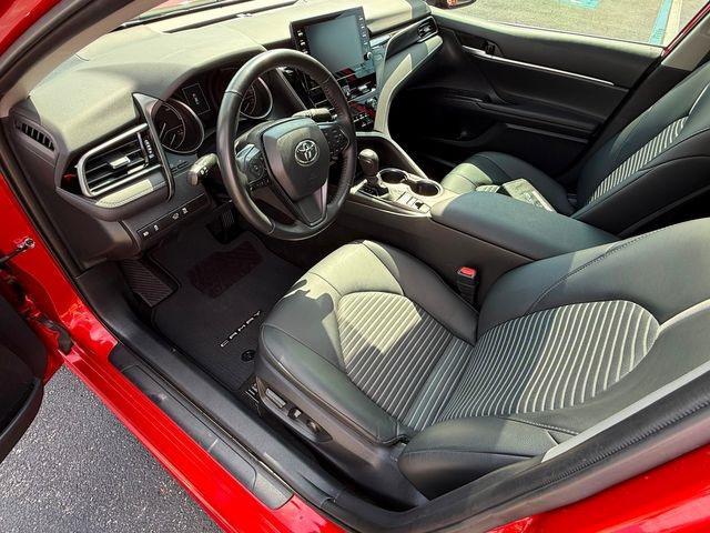 used 2024 Toyota Camry Hybrid car, priced at $26,198