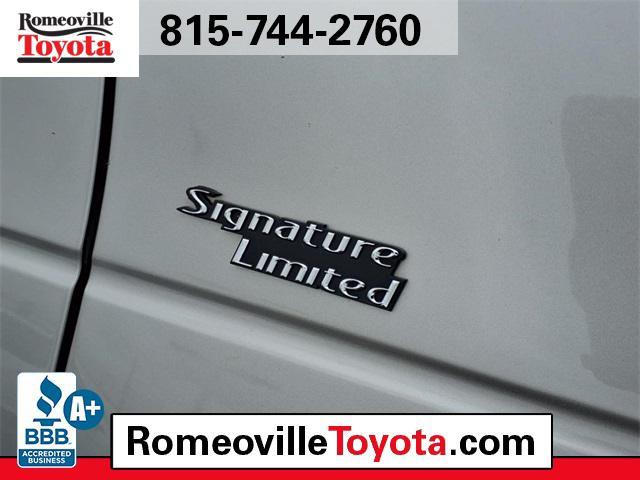 used 2007 Lincoln Town Car car, priced at $10,991