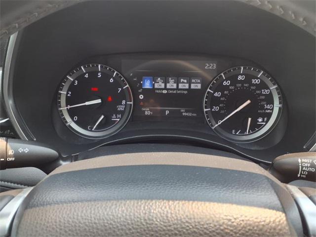 used 2020 Toyota Highlander car, priced at $30,991