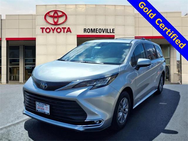 used 2023 Toyota Sienna car, priced at $46,991