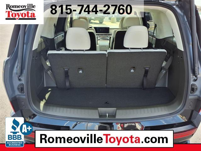 used 2025 Hyundai Santa Fe car, priced at $46,491