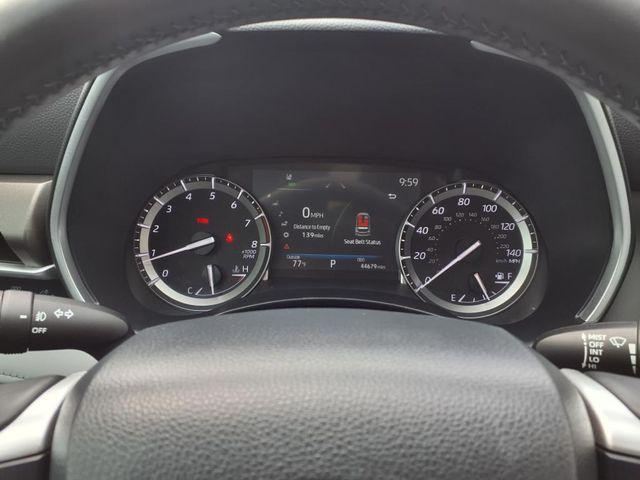 used 2022 Toyota Highlander car, priced at $31,994