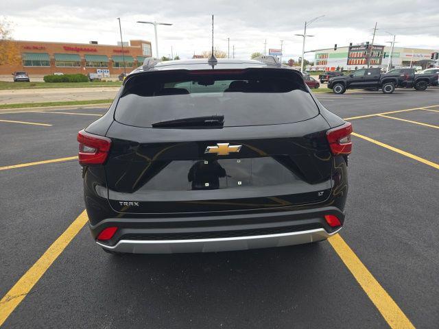 used 2024 Chevrolet Trax car, priced at $20,282