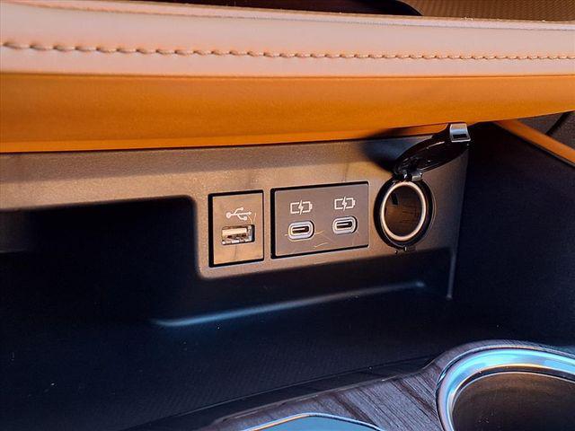 used 2025 Toyota Highlander car, priced at $54,991