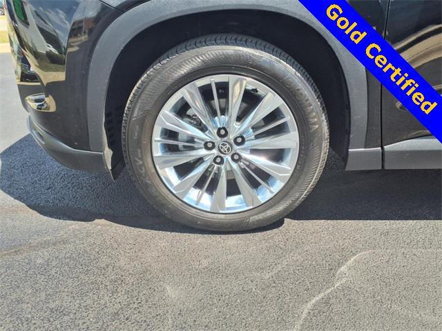 used 2024 Toyota Grand Highlander car, priced at $50,991