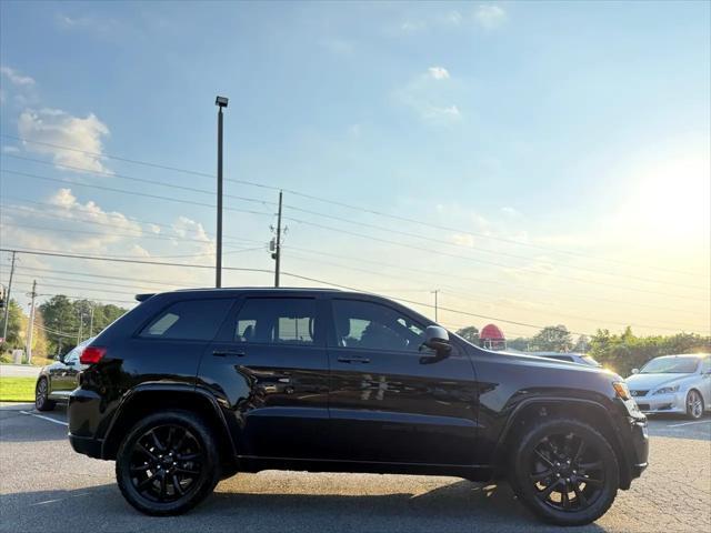 used 2020 Jeep Grand Cherokee car, priced at $26,194