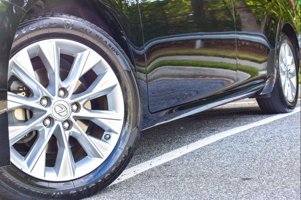 used 2013 Lexus ES 300h car, priced at $15,179