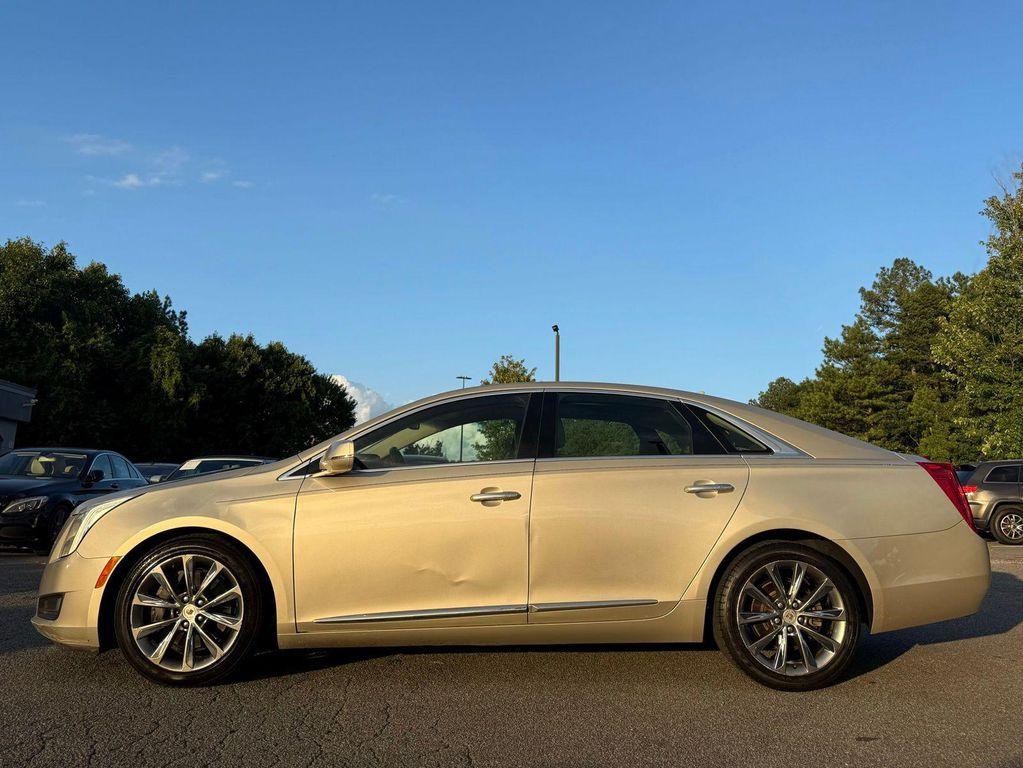 used 2013 Cadillac XTS car, priced at $7,999