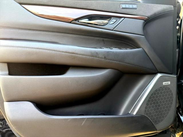 used 2019 Cadillac Escalade ESV car, priced at $29,311