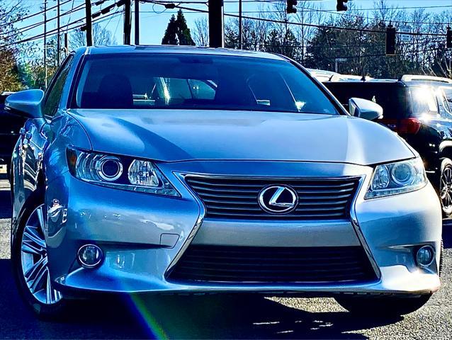 used 2013 Lexus ES 350 car, priced at $15,299