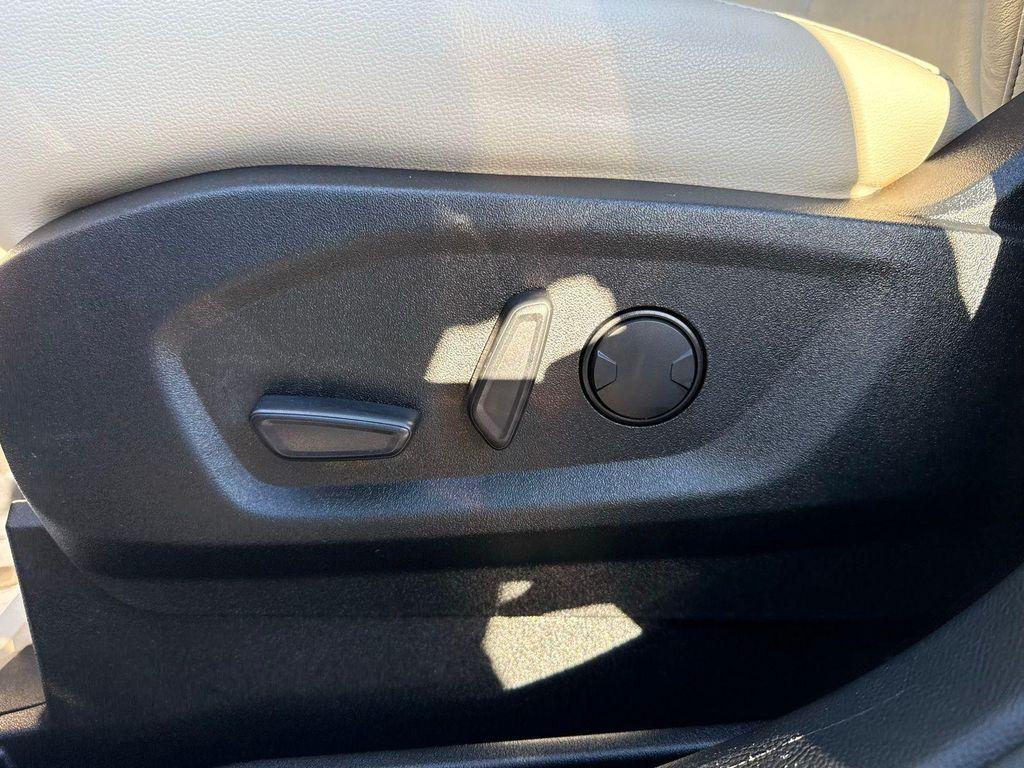 used 2020 Ford Edge car, priced at $15,906