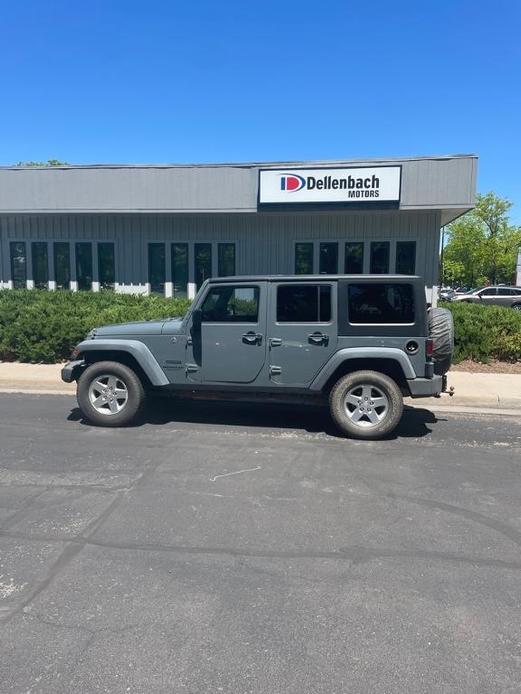 used 2014 Jeep Wrangler Unlimited car, priced at $11,450
