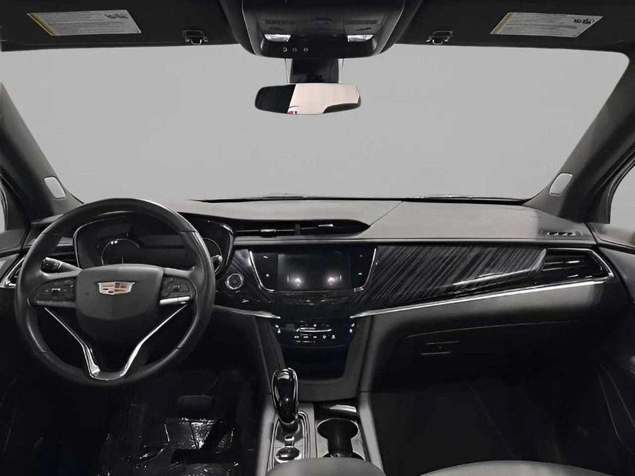 used 2024 Cadillac XT6 car, priced at $49,000