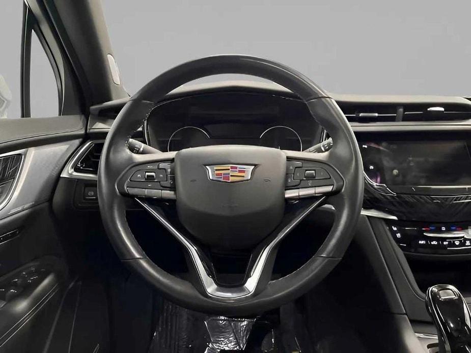 used 2024 Cadillac XT6 car, priced at $49,000