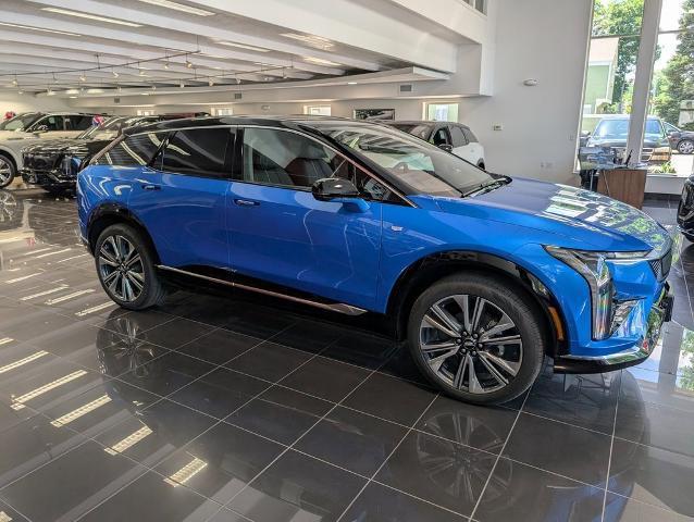 new 2025 Cadillac OPTIQ car, priced at $58,890