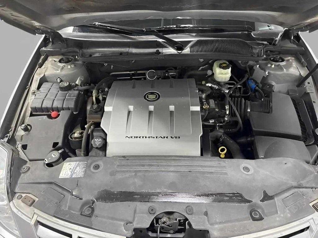 used 2006 Cadillac DTS car, priced at $5,500