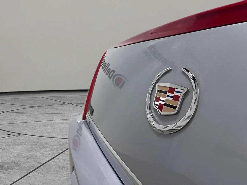 used 2006 Cadillac DTS car, priced at $5,500