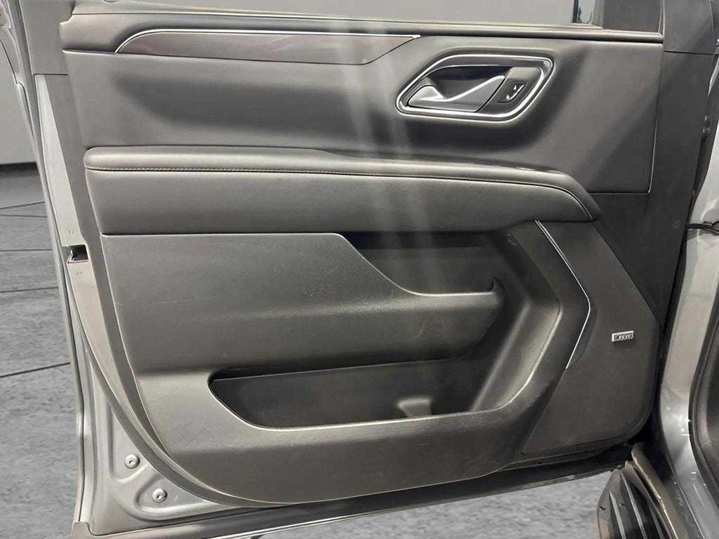 used 2022 GMC Yukon XL car, priced at $62,886