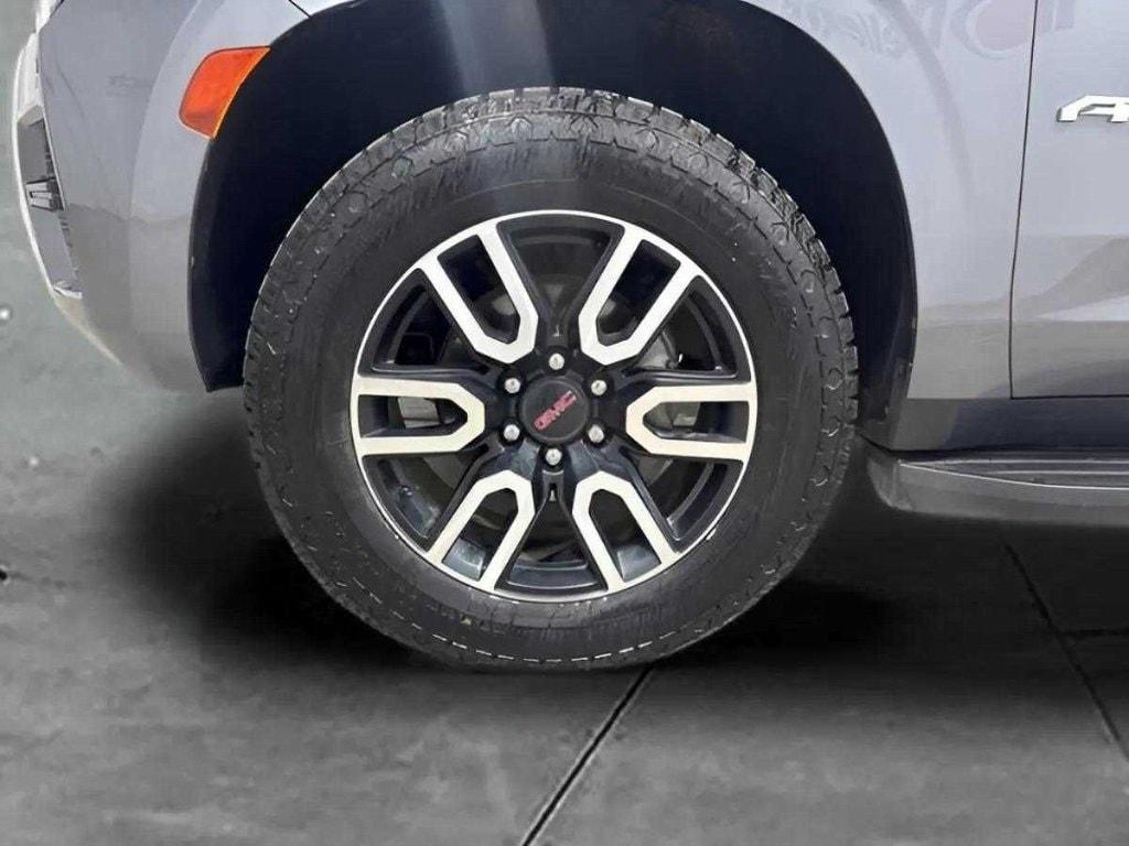 used 2022 GMC Yukon XL car, priced at $62,886