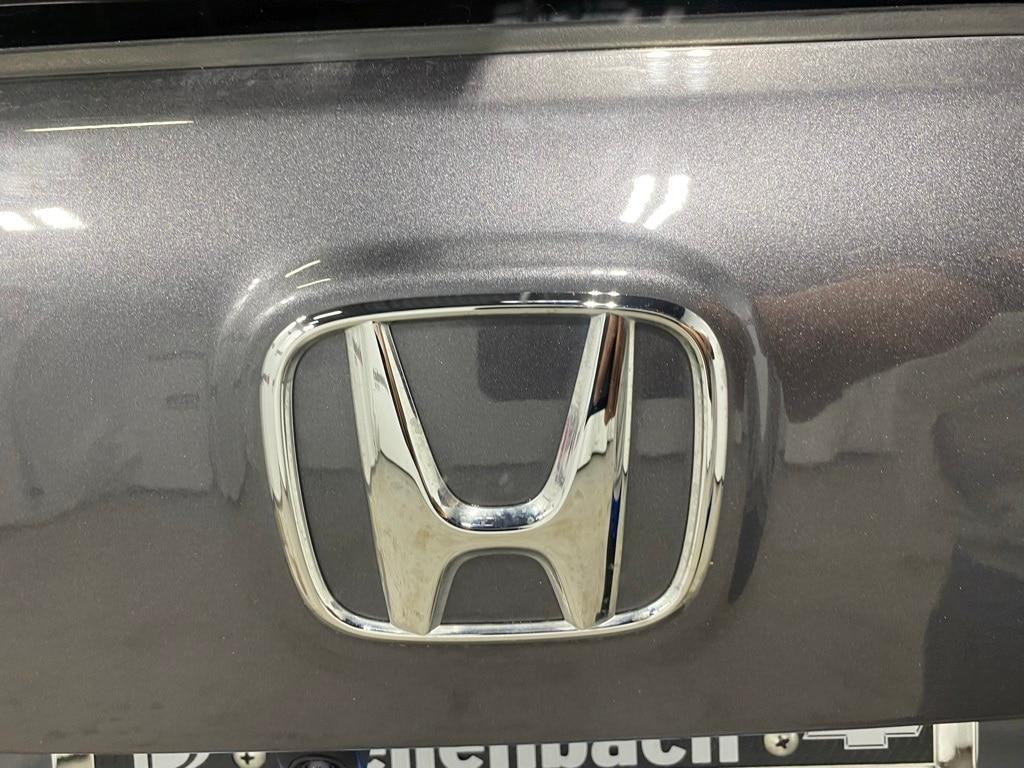 used 2022 Honda Pilot car, priced at $35,750