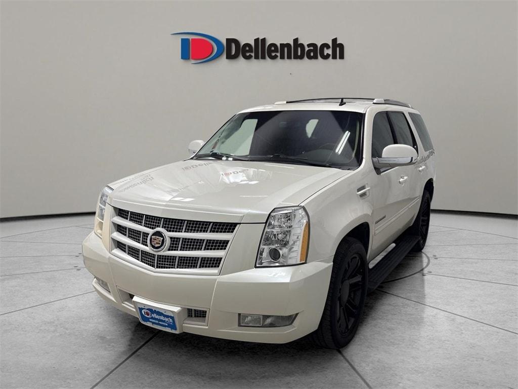 used 2013 Cadillac Escalade car, priced at $17,889