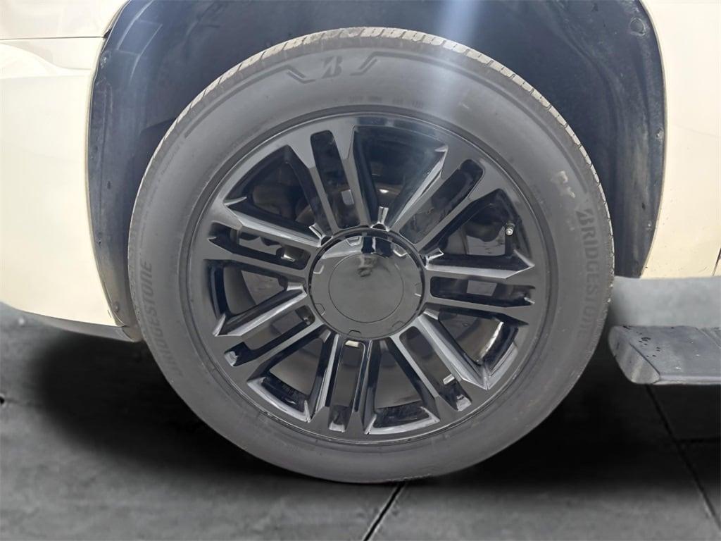 used 2013 Cadillac Escalade car, priced at $17,889