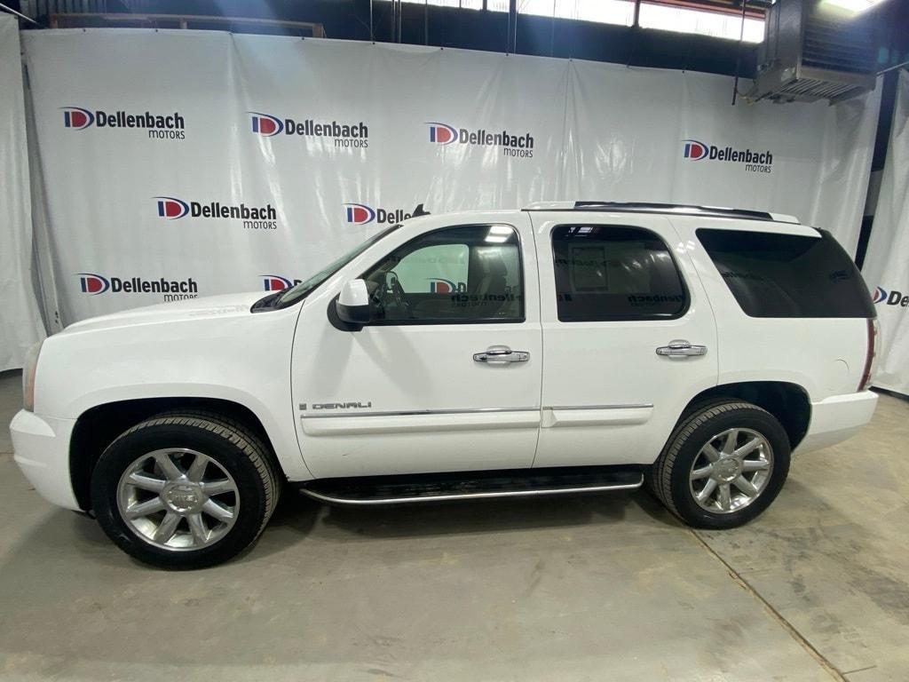 used 2007 GMC Yukon car, priced at $6,000