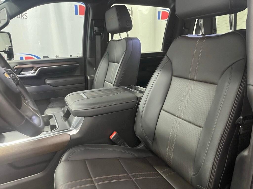 used 2024 Chevrolet Silverado 3500 car, priced at $78,200