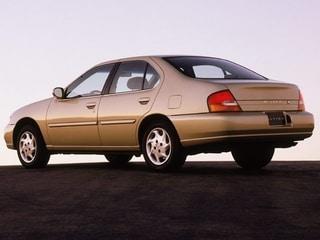 used 1999 Nissan Altima car