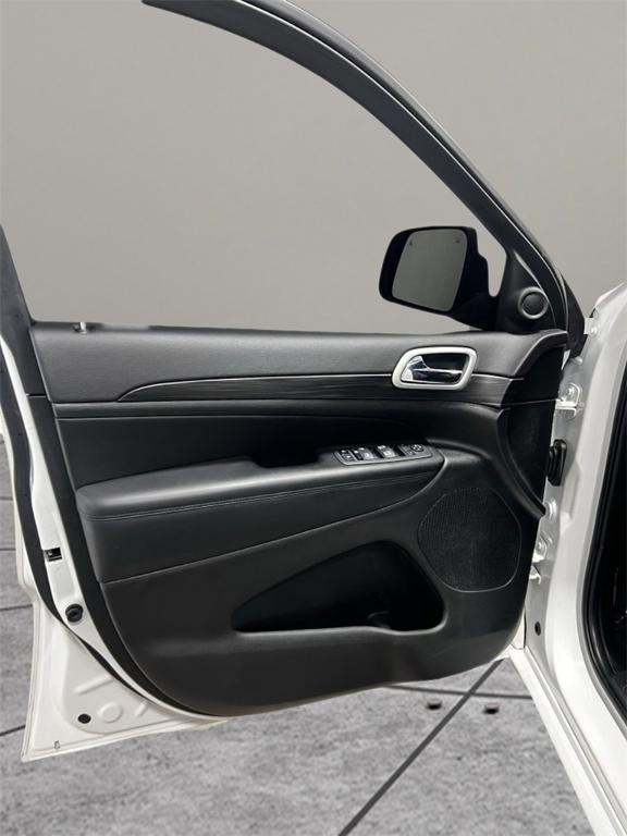 used 2022 Jeep Grand Cherokee WK car, priced at $28,815