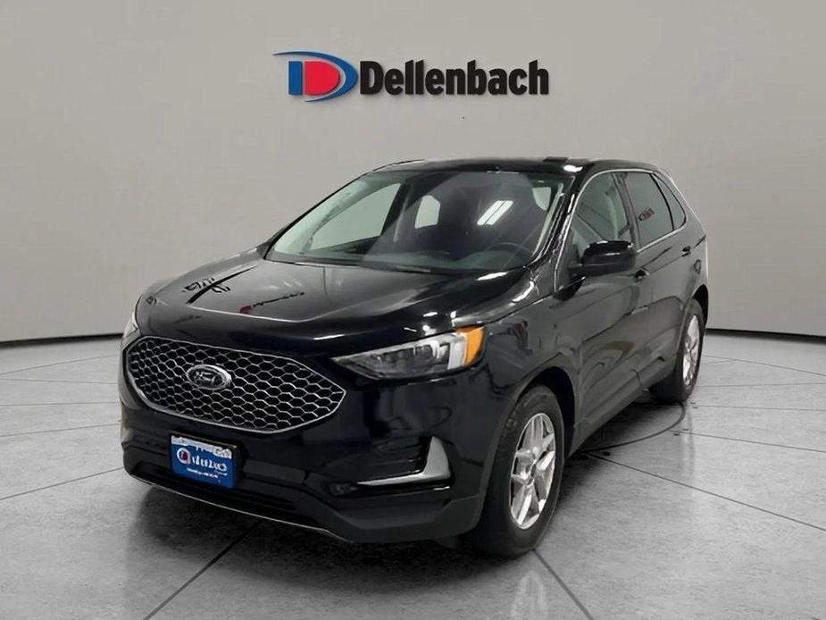 used 2024 Ford Edge car, priced at $33,000