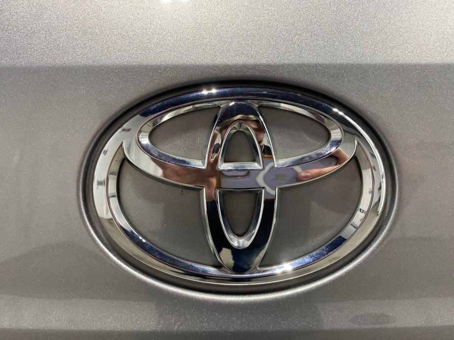 used 2023 Toyota Highlander car, priced at $38,150